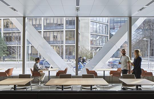 Workspace (Photo by Dave Burk © SOM)
